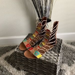 ✨SOLD✨BRAND: MIA SIZE: 9M